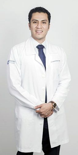 Dr. Leonardo Román Huerta